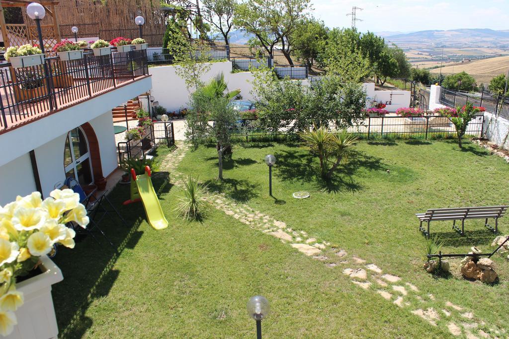 B&B Pizzo Cannicchio มาเตรา ภายนอก รูปภาพ