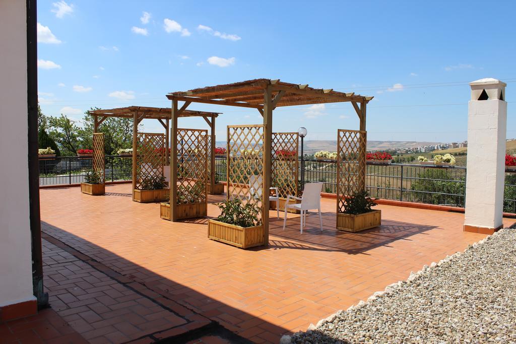 B&B Pizzo Cannicchio มาเตรา ภายนอก รูปภาพ