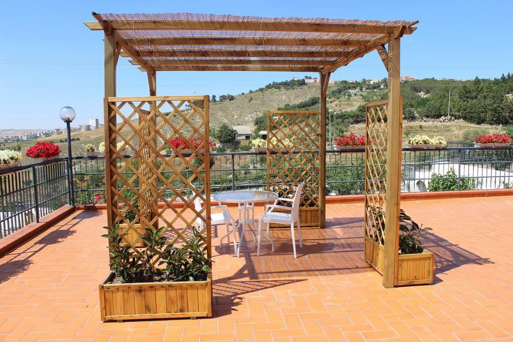 B&B Pizzo Cannicchio มาเตรา ภายนอก รูปภาพ