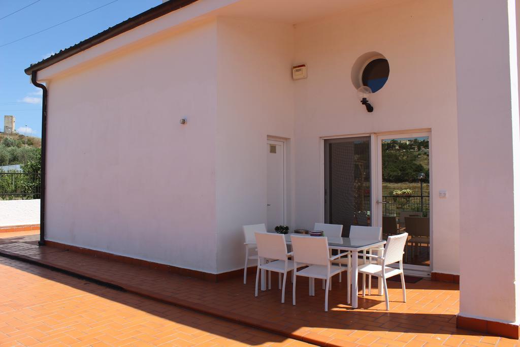 B&B Pizzo Cannicchio มาเตรา ภายนอก รูปภาพ